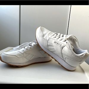 Reebok sneakers, size 6